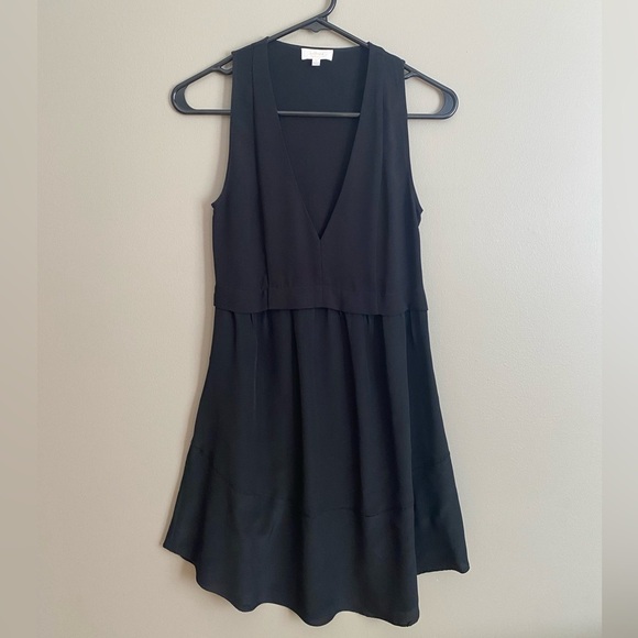 Aritzia Wilfred Black Silk Vignette Dress Size 00 - Picture 4 of 9